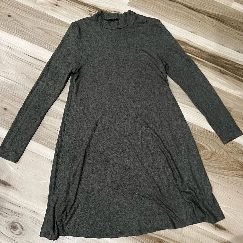 Anthropologie Potter’s Pot Soft Olive Green Tunic Sweater Dress Women’s Small